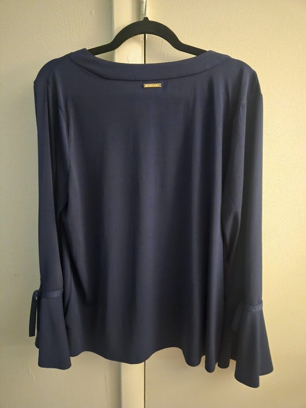 MICHAEL Michael Kors Navy Blue Gold Grommet Bell Sleeve Blouse XL